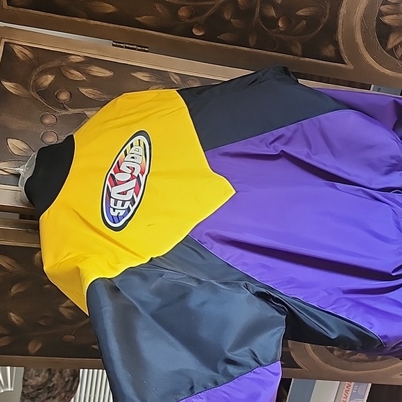 Sea Doo, size large, lifejacket. Watersports Jacket 4 cold weather enthusiasts. - Picture 6 of 12